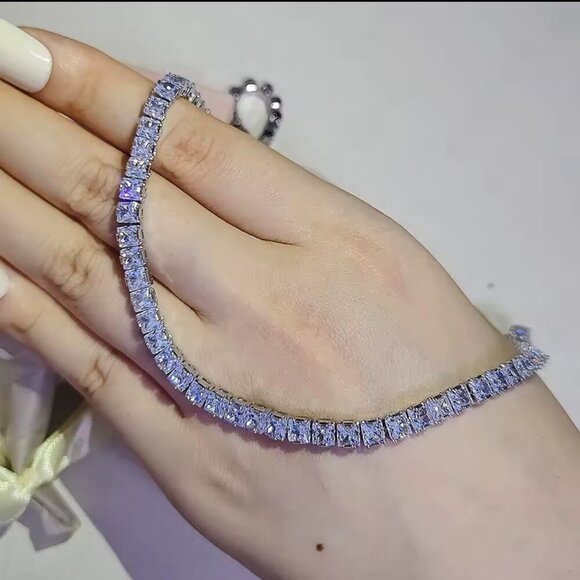 New NWT Boutique Silver Tone CZ Stone Necklace – 16 Inches #1514 - Picture 2 of 7